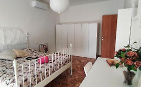 Liz'S House, Appartamento Super Servito A Firenze